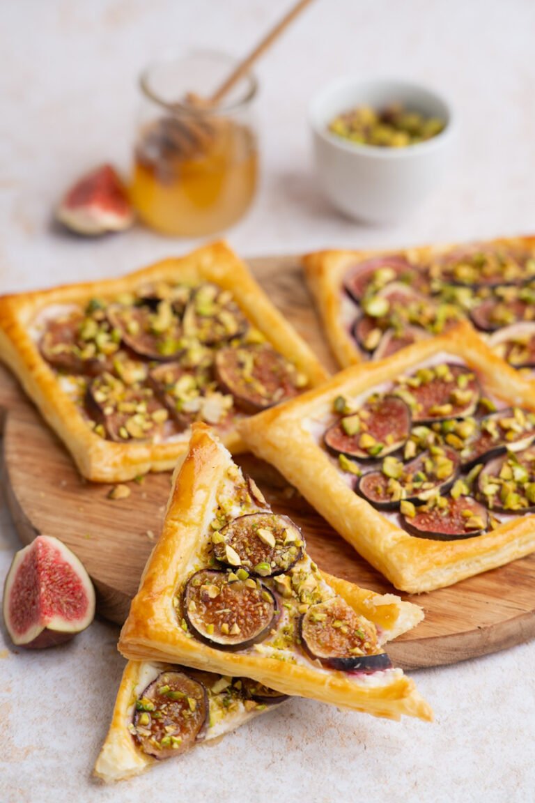 Puff pastry with fig 1200px-5